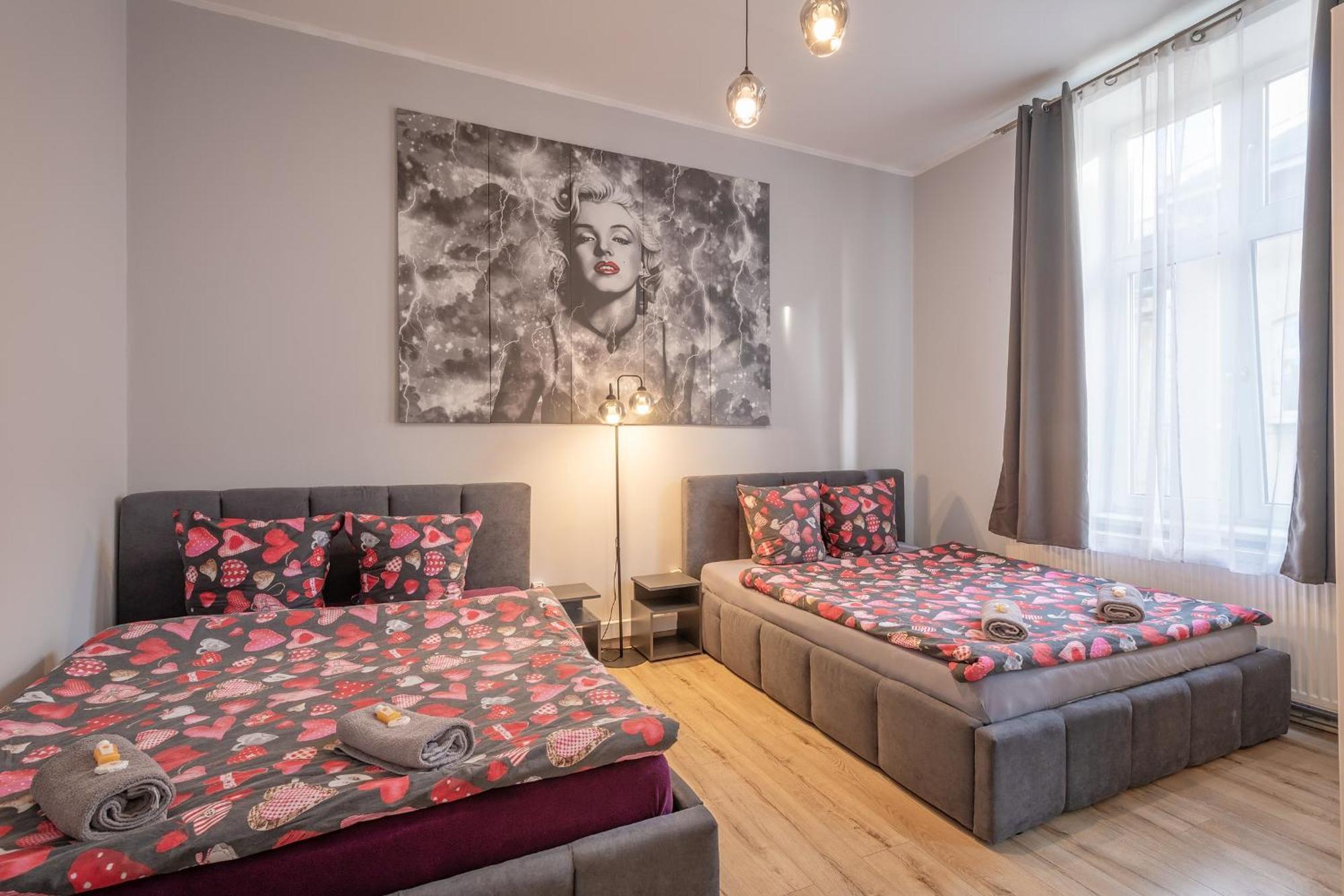Queen Apartments クラクフ エクステリア 写真